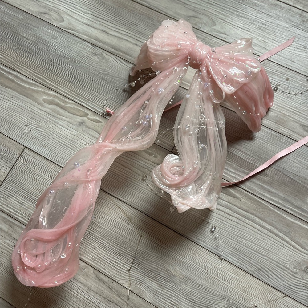 Elegant Pink Bow Top - Picture 4 of 6